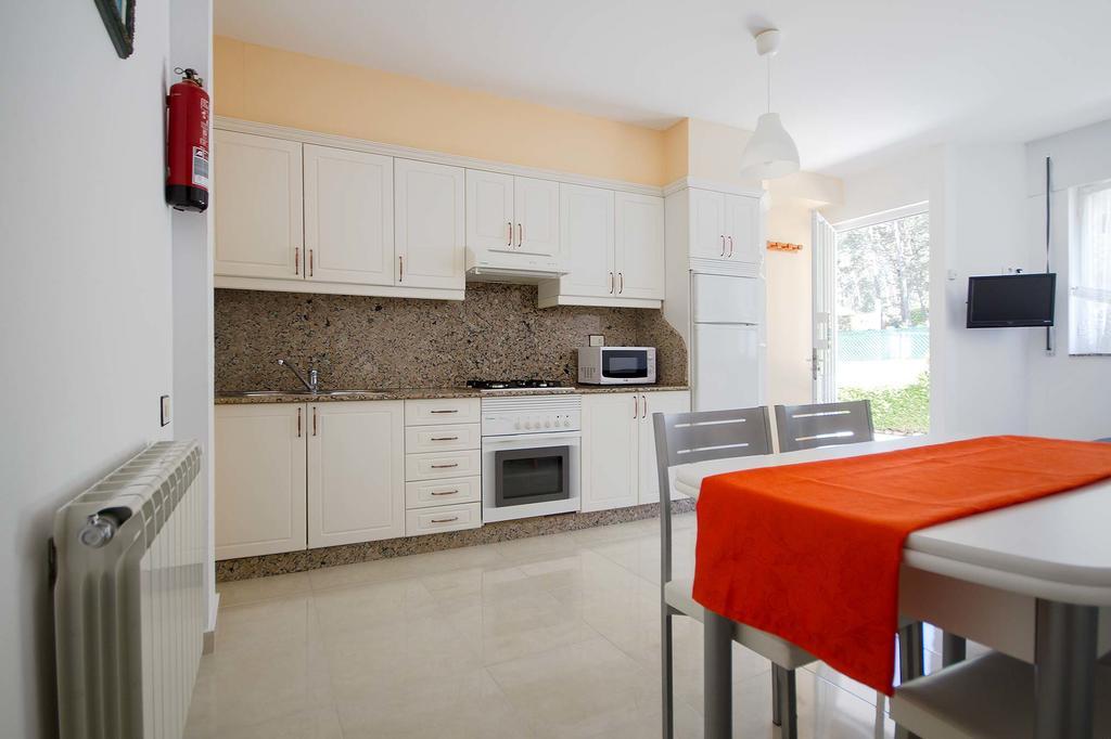 Apartamento Playa De Larino Gándara Exterior foto